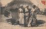 Dakar, femmes laobés au village