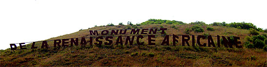 ébauche du monument de la renaissance africaine à Ouakam