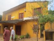 Terrain avec batiments