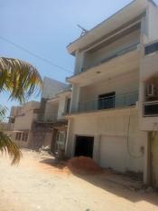 Belle villa r+2 de haut standing a mermoz
